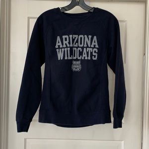 UA crew neck